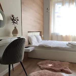 https://comfortable-apartments-in-lviv-old-town.hotelslviv.net