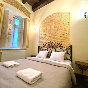 https://apartments-on-vul-valova-21-16-lviv.hotelslviv.net
